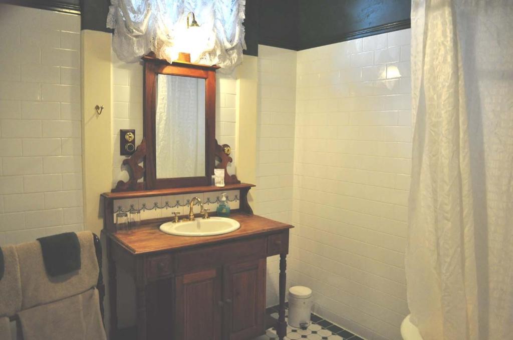 Bed and Breakfast Ormiston House Strahan Zimmer foto